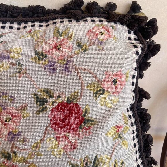 TRACY PORTER Beautiful Floral Design Needlepoint Decorative Pillow Tassel Trim - Picture 3 of 8